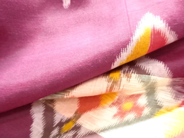  アンティーク　変わり菱模様織出し銘仙着物